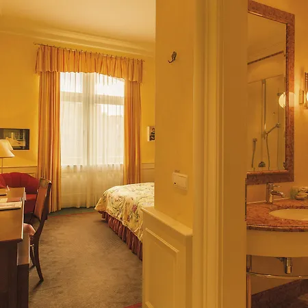 Hotell Le Palais Art 5*