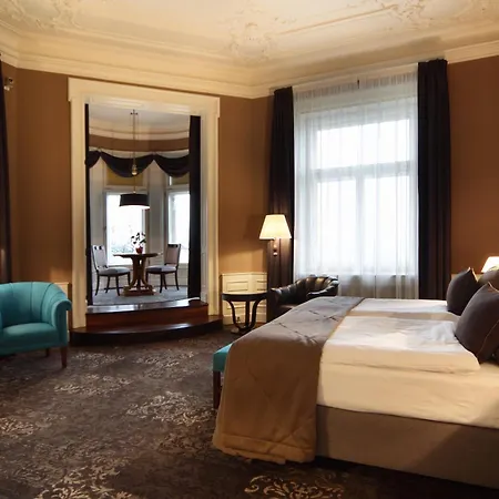 르 팔레 아트 프라하