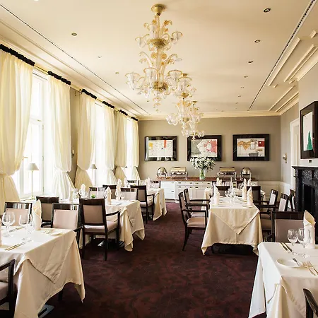 Le Palais Art Hotell