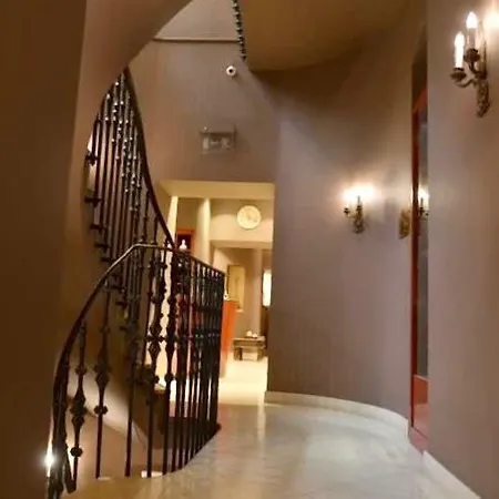 르 팔레 아트 호텔 5*