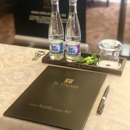 르 팔레 아트 프라하