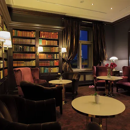 Le Palais Art 5* Prague