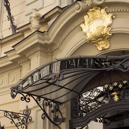 Le Palais Art Hotell
