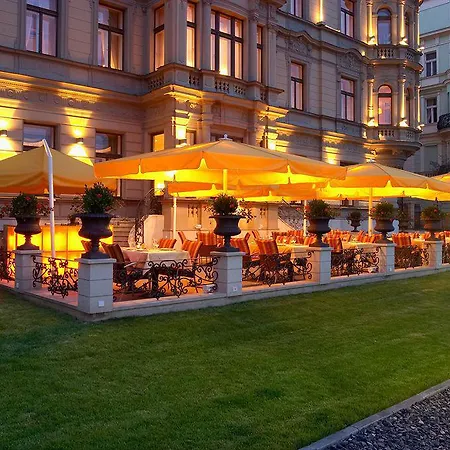 Ξενοδοχείο Le Palais Art 5*