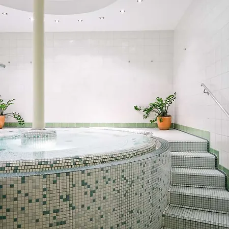 Le Palais Art Hotel 5*