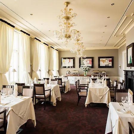 Le Palais Art Hotel