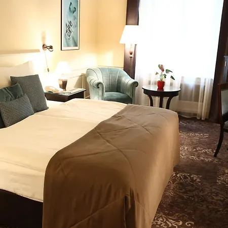 Le Palais Art 5* Prague