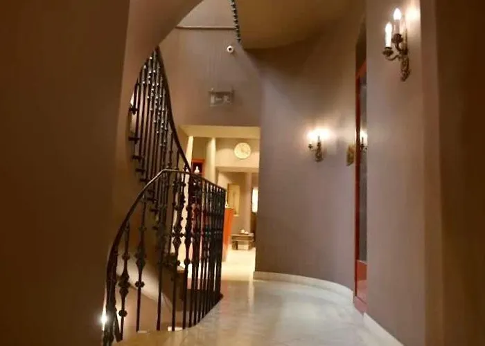 لو بالاس ارت فندق 5*
