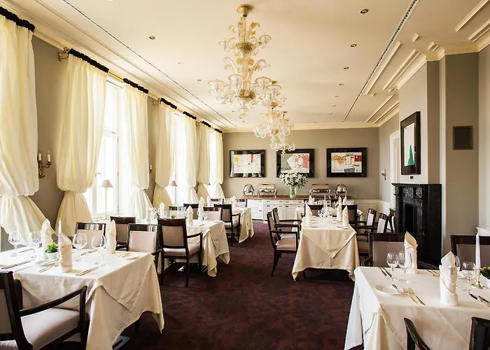Le Palais Art Hotel